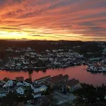 With Amazing Views - Free Parking Arendal