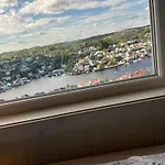 With Amazing Views - Free Parking Arendal