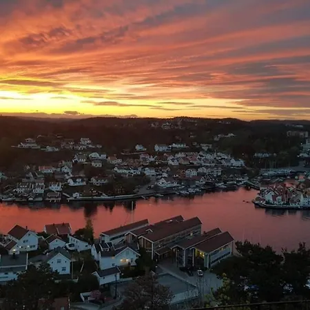 With Amazing Views - Free Parking Arendal
