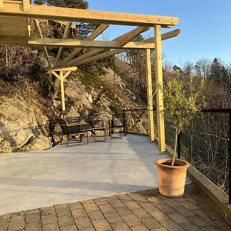 With Amazing Views - Free Parking Leilighet *