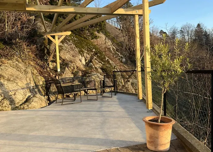 With Amazing Views - Free Parking Lägenhet *