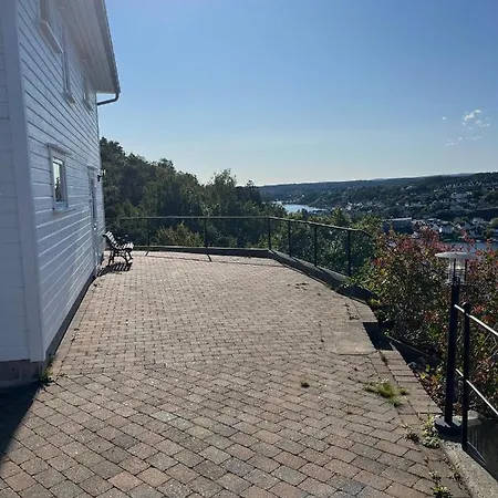 With Amazing Views - Free Parking